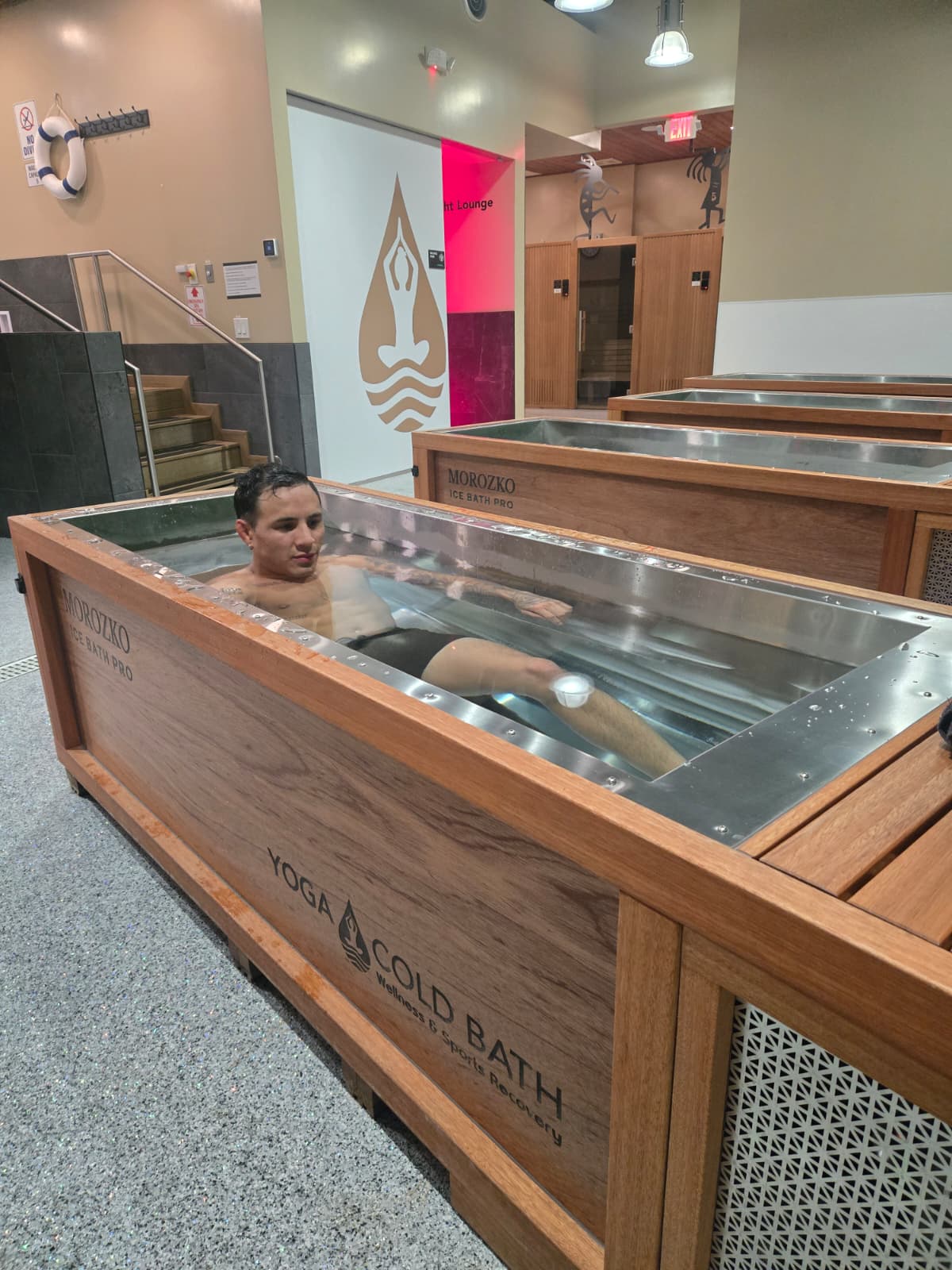Member in a Morozko Ice Bath Pro at Yoga Cold Bath